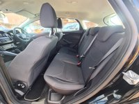 USED 2016 66 FORD FOCUS 1.0 ZETEC 5d 100 BHP FORD FOCUS 1.0 ZETEC 5d 100 BHP