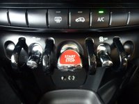 USED 2014 14 MINI HATCH COOPER 2.0 COOPER S 3d 189 BHP www.suffolkcarcentre.co.uk - Located at Reydon