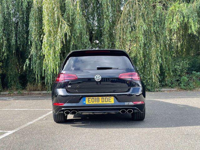 View our VOLKSWAGEN GOLF