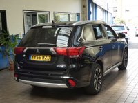 USED 2017 66 MITSUBISHI OUTLANDER 2.0 PHEV 4HS 5d 200 BHP &pound;0 ROAD TAX SAT NAV SUNROOF LEATHER