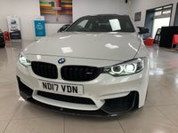 USED 2017 17 BMW M4 3.0 M4 COMPETITION 2d 444 BHP M DOUBLE CLUTCH + HEADS UP DIS + CARBON FIBRE PACK + H/K SOUND SYS!