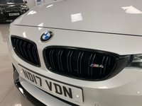 USED 2017 17 BMW M4 3.0 M4 COMPETITION 2d 444 BHP M DOUBLE CLUTCH + HEADS UP DIS + CARBON FIBRE PACK + H/K SOUND SYS!