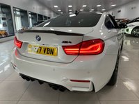 USED 2017 17 BMW M4 3.0 M4 COMPETITION 2d 444 BHP M DOUBLE CLUTCH + HEADS UP DIS + CARBON FIBRE PACK + H/K SOUND SYS!