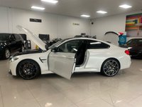 USED 2017 17 BMW M4 3.0 M4 COMPETITION 2d 444 BHP M DOUBLE CLUTCH + HEADS UP DIS + CARBON FIBRE PACK + H/K SOUND SYS!