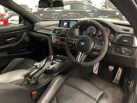USED 2017 17 BMW M4 3.0 M4 COMPETITION 2d 444 BHP M DOUBLE CLUTCH + HEADS UP DIS + CARBON FIBRE PACK + H/K SOUND SYS!
