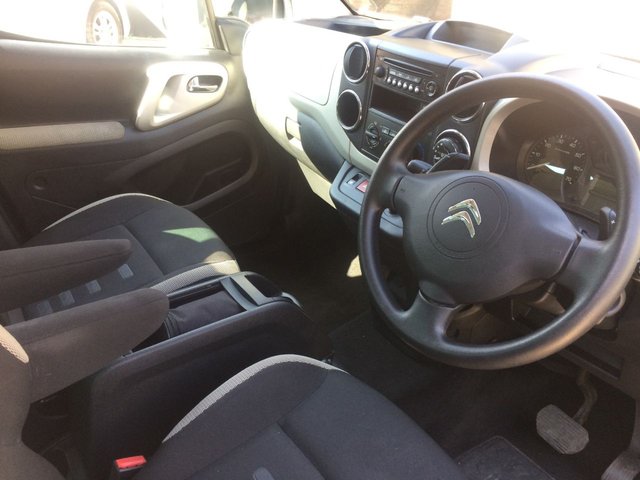 2014 CITROEN BERLINGO MULTISPACE 1.6 E-HDI AIRDREAM XTR EGS 5d 91 BHP - Photo 3