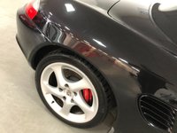 USED 2004 54 PORSCHE BOXSTER 3.2 24V S 2d 260 BHP * CLIMATE CONTROL * 18 INCH ALLOY WHEELS *