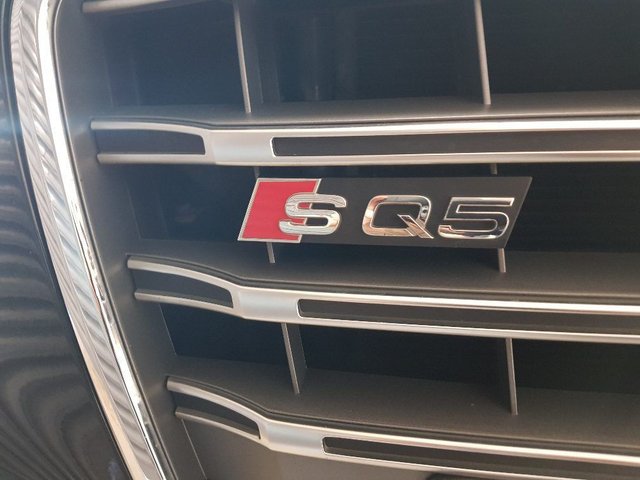 View our AUDI Q5