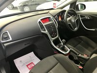 USED 2014 14 VAUXHALL ASTRA 1.4 SRI 5d 98 BHP Very Low Mileage, Immaculate