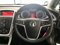 USED 2014 14 VAUXHALL ASTRA 1.4 SRI 5d 98 BHP Very Low Mileage, Immaculate