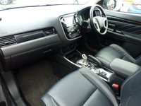 USED 2015 65 MITSUBISHI OUTLANDER 2.0 PHEV GX 4H 5d 161 BHP www.suffolkcarcentre.co.uk - Located a Reydon