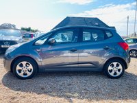 USED 2011 11 KIA VENGA 1.6 2 AUTOMATIC  Lovely Low Mileage Automatic with a FSH
