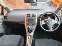 USED 2009 09 TOYOTA AURIS 1.3 TR VVT-I S/S 5d 99 BHP 