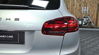 USED 2018 18 PORSCHE CAYENNE 3.0 D V6 PLATINUM EDITION TIPTRONIC S 5d 258 BHP INCREDIBLE PLATIMUM CAYENNE WITH PANORAMIC ROOF, 20" RS SPIDER WHEELS, HEATED LEATHER SEATS, NAVIGATION, REVERSE CAMERA AND SO MUCH MORE!