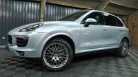 USED 2018 18 PORSCHE CAYENNE 3.0 D V6 PLATINUM EDITION TIPTRONIC S 5d 258 BHP INCREDIBLE PLATIMUM CAYENNE WITH PANORAMIC ROOF, 20" RS SPIDER WHEELS, HEATED LEATHER SEATS, NAVIGATION, REVERSE CAMERA AND SO MUCH MORE!