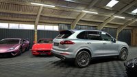 USED 2018 18 PORSCHE CAYENNE 3.0 D V6 PLATINUM EDITION TIPTRONIC S 5d 258 BHP INCREDIBLE PLATIMUM CAYENNE WITH PANORAMIC ROOF, 20" RS SPIDER WHEELS, HEATED LEATHER SEATS, NAVIGATION, REVERSE CAMERA AND SO MUCH MORE!