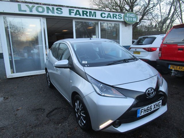 2017 66 Toyota Aygo 1.0 VVT-I X-PLAY 5d 69 BHP