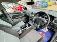 USED 2010 10 FORD FOCUS 1.6 ZETEC 5d 100 BHP Flawless Example - FSH - 1 owner from new
