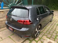 USED 2017 66 VOLKSWAGEN GOLF 2.0 GTI 5d 218 BHP STUNNING ICONIC VW GOLF GTi 5dr TECH BLUE-MOTION TSi - FINISHED IN CARBON STEEL GREY METALLIC - GREY CLOTH CHECK SPORTS INTERIOR - UPGRADE ALLOYS - SUPPLIED FRESHLY SERVICED WITH A 12 MONTHS FULL MOT
