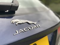 USED 2019 19 JAGUAR F-PACE 2.0 PORTFOLIO AWD 5d 177 BHP AUTO Panoramic Roof Ivory Leather