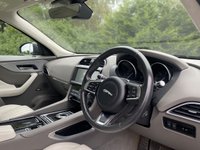USED 2019 19 JAGUAR F-PACE 2.0 PORTFOLIO AWD 5d 177 BHP AUTO Panoramic Roof Ivory Leather