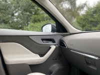 USED 2019 19 JAGUAR F-PACE 2.0 PORTFOLIO AWD 5d 177 BHP AUTO Panoramic Roof Ivory Leather