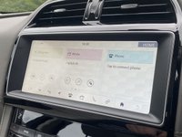 USED 2019 19 JAGUAR F-PACE 2.0 PORTFOLIO AWD 5d 177 BHP AUTO Panoramic Roof Ivory Leather
