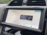 USED 2019 19 JAGUAR F-PACE 2.0 PORTFOLIO AWD 5d 177 BHP AUTO Panoramic Roof Ivory Leather