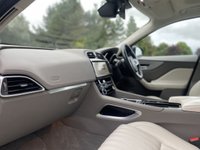 USED 2019 19 JAGUAR F-PACE 2.0 PORTFOLIO AWD 5d 177 BHP AUTO Panoramic Roof Ivory Leather