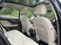 USED 2019 19 JAGUAR F-PACE 2.0 PORTFOLIO AWD 5d 177 BHP AUTO Panoramic Roof Ivory Leather