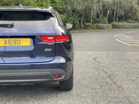 USED 2019 19 JAGUAR F-PACE 2.0 PORTFOLIO AWD 5d 177 BHP AUTO Panoramic Roof Ivory Leather
