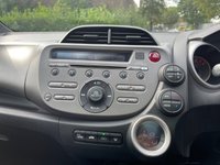 USED 2010 10 HONDA JAZZ 1.3 I-VTEC EX I-SHIFT 5d 98 BHP 