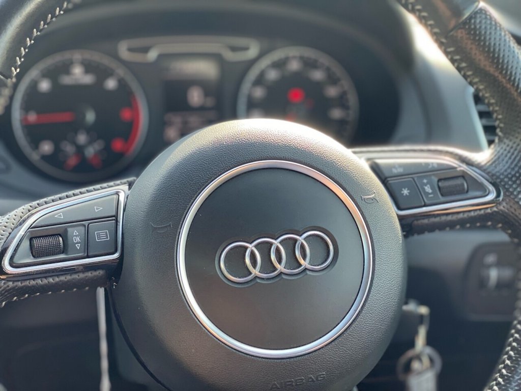 USED 2014 AUDI Q3 2.0 TDI QUATTRO S LINE 5d 138 BHP S LINE SPEC