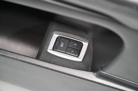 USED 2015 15 JAGUAR XF 2.2 D R-SPORT BLACK 4d 200 BHP 