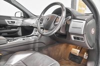 USED 2015 15 JAGUAR XF 2.2 D R-SPORT BLACK 4d 200 BHP 