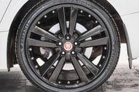 USED 2015 15 JAGUAR XF 2.2 D R-SPORT BLACK 4d 200 BHP 