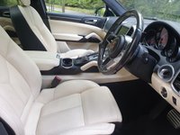 USED 2016 16 PORSCHE CAYENNE 4.8 V8 TURBO TIPTRONIC S 5d 520 BHP ZERO DEPOSIT FINANCE AVAILABLE