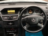 USED 2011 61 MERCEDES-BENZ E-CLASS 2.1 E220 CDI BLUEEFFICIENCY EXECUTIVE SE 5d 170 BHP PADDLE SHIFTERS+DUEL CLIMATE CONTROL+CRUISE CONTROL+SAT NAV+BLUETOOTH