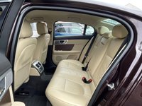 USED 2014 64 JAGUAR XF 2.2 D LUXURY 4d 163 BHP 