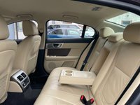 USED 2014 64 JAGUAR XF 2.2 D LUXURY 4d 163 BHP 