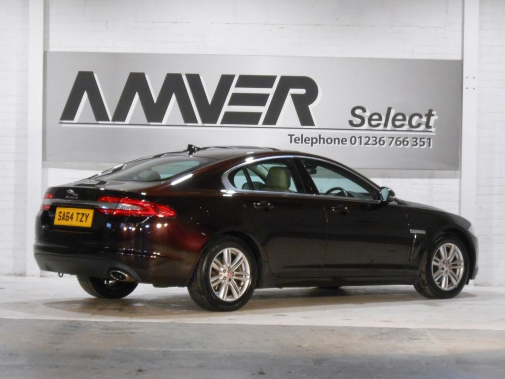 USED 2014 64 JAGUAR XF 2.2 D LUXURY 4d 163 BHP 
