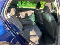 USED 2019 19 VOLKSWAGEN GOLF 1.0 MATCH TSI 5d 114 BHP 'LIMITED EDITION' 2019 VW GOLF MATCH 1.0 TSi 5DR FINISHED IN SILK BLUE METALLIC - 1 FORMER KEEPER - 17,801 MILES ONLY - 115BHP - HUGE SPEC - SAT NAV - WIFI - APP CONNECTIVITY