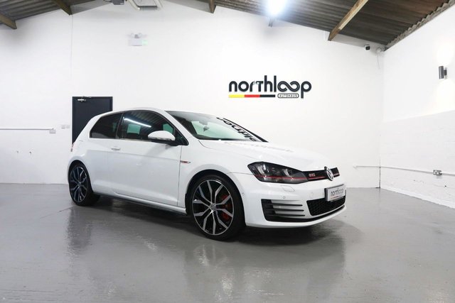 2016 66 Volkswagen Golf 2.0 GTI PERFORMANCE 3d 227 BHP