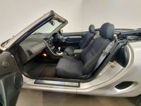 USED 2001 51 MG MGF 1.8 VVI 2d 118 BHP 