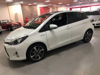 USED 2013 63 TOYOTA YARIS 1.5 HYBRID TREND 5d 61 BHP * FREE ROAD TAX * HYBRID * PANORAMIC ROOF * PRIVACY GLASS * CLIMATE CONTROL *