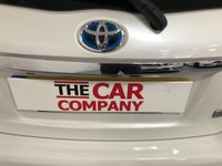 USED 2013 63 TOYOTA YARIS 1.5 HYBRID TREND 5d 61 BHP * FREE ROAD TAX * HYBRID * PANORAMIC ROOF * PRIVACY GLASS * CLIMATE CONTROL *