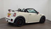 USED 2014 14 MINI ROADSTER 1.6 JOHN COOPER WORKS 2d 208 BHP Chili pack Media pack