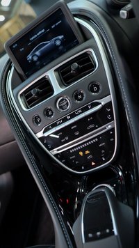 USED 2020 70 ASTON MARTIN DB11 4.0 V8 2d 503 BHP 5 YEAR SERVICE PACK, HUGE SPEC