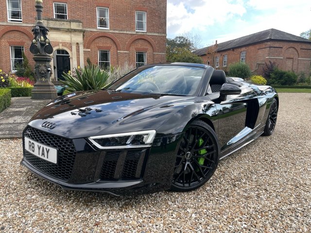 View our AUDI R8