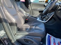 USED 2017 R VOLVO XC60 2.4 D5 R-DESIGN LUX NAV AWD 5d 217 BHP 
